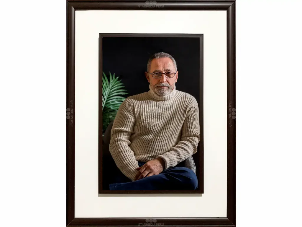 Cuadro de Firmas Marrón [CFMAOS1300].webp