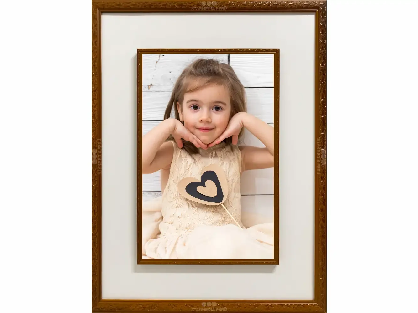 Cuadro de Firmas Marrón [CFMA1000M].webp