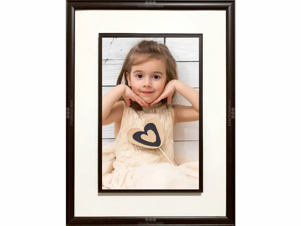 Cuadro de Firmas Marrón [CFMAOS1400].webp