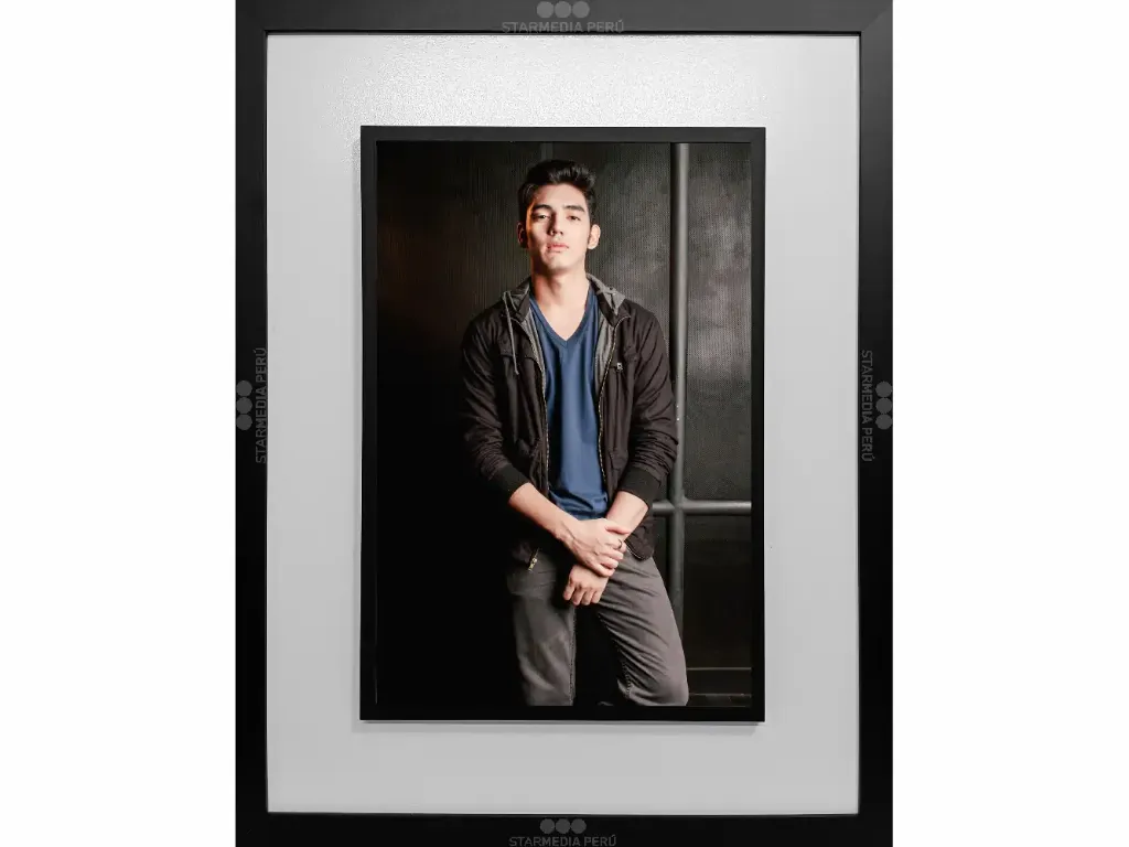 Cuadro de Firmas Negro  [CFNG1100].webp